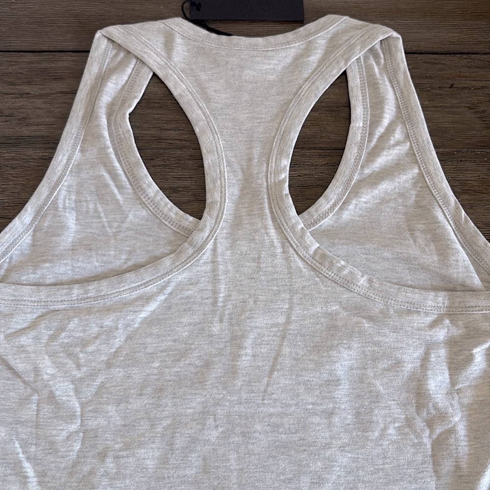 NWT [Oner Active] Fitted Racerback Cropped Light Grey Tank Top Women’s X-Large - Picture 8 of 15